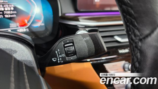 BMW 5 Series (G30) 520i Luxury 2021 — фото 31
