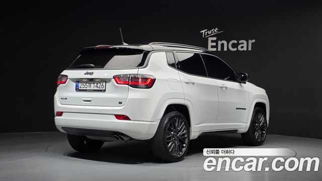 Jeep Compass (II) S 2.4 AWD 2022 — фото 2