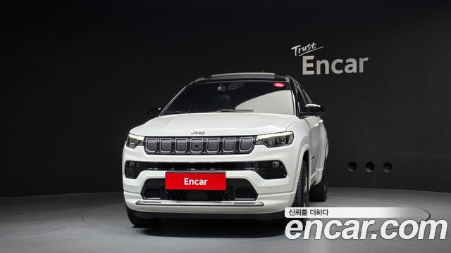 Jeep Compass (II) S 2.4 AWD 2022 — фото 3
