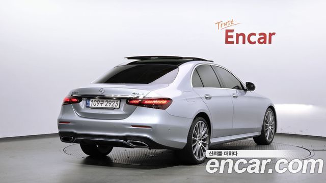 Mercedes-Benz E-Class (W213) E350 4MATIC AMG Line 2022 — фото 2