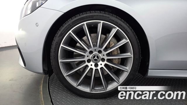 Mercedes-Benz E-Class (W213) E350 4MATIC AMG Line 2022 — фото 5