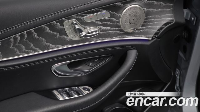 Mercedes-Benz E-Class (W213) E350 4MATIC AMG Line 2022 — фото 20