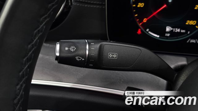 Mercedes-Benz E-Class (W213) E350 4MATIC AMG Line 2022 — фото 33
