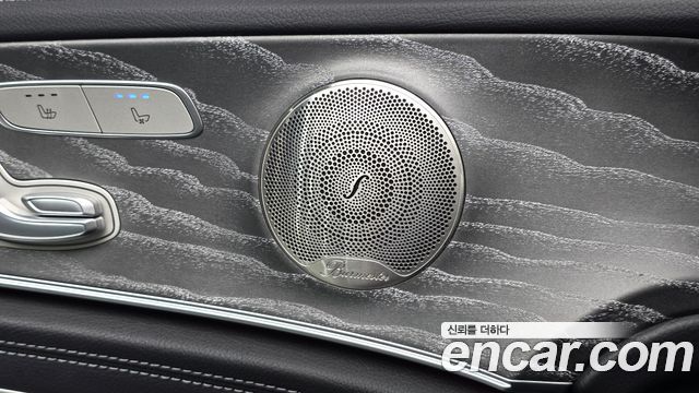 Mercedes-Benz E-Class (W213) E350 4MATIC AMG Line 2022 — фото 39