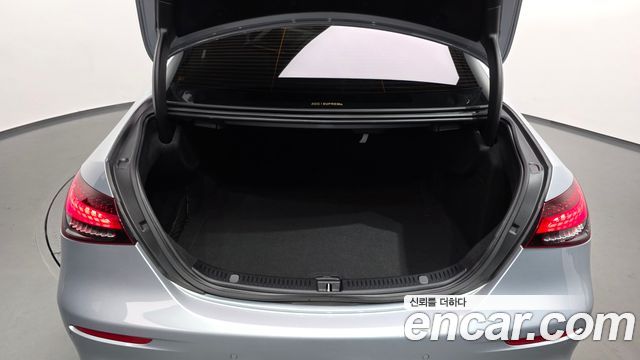 Mercedes-Benz E-Class (W213) E350 4MATIC AMG Line 2022 — фото 40