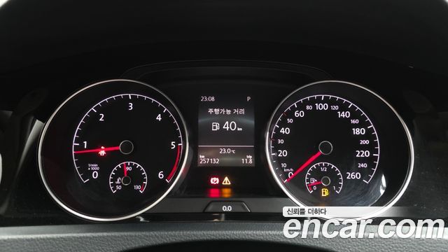 Volkswagen Golf (VII) 2.0 TDI Premium 2014 — фото 8