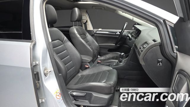 Volkswagen Golf (VII) 2.0 TDI Premium 2014 — фото 11