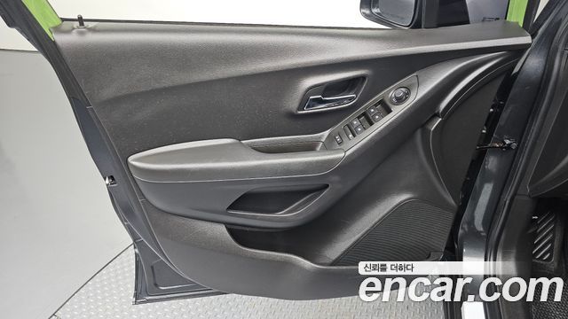 Chevrolet Trax 1.4 LT Deluxe 2018 — фото 24