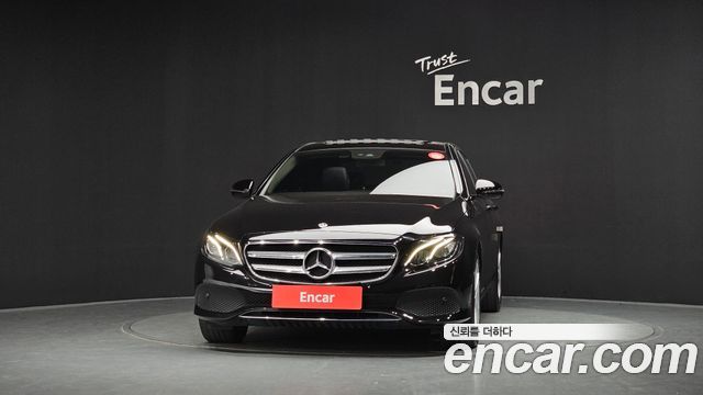 Mercedes-Benz E-Class (W213) E200 Avantgarde 2018 — фото 3