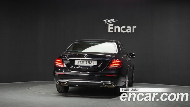 Mercedes-Benz E-Class (W213) E200 Avantgarde 2018 — фото 4