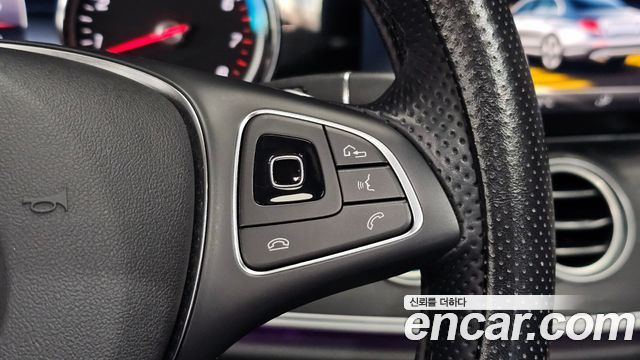 Mercedes-Benz E-Class (W213) E200 Avantgarde 2018 — фото 15