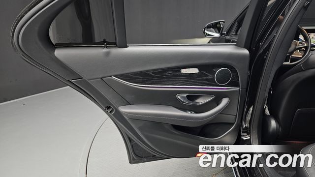 Mercedes-Benz E-Class (W213) E200 Avantgarde 2018 — фото 25