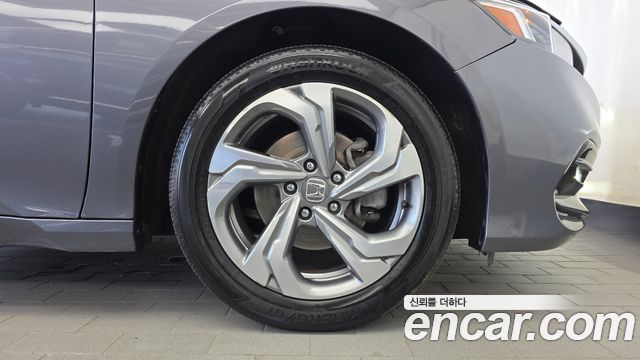 Honda Accord (X) 1.5 Turbo 2019 — фото 21