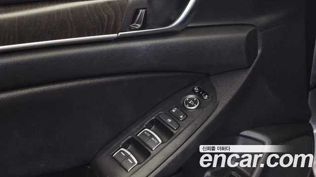 Honda Accord (X) 1.5 Turbo 2019 — фото 30