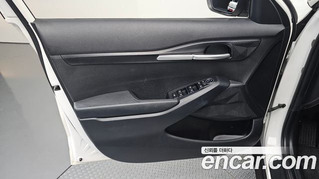 Kia Seltos Gasoline 1.6 Turbo 2WD Trendy 2023 — фото 24