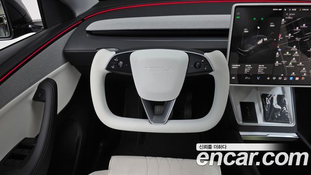 Tesla Model Y RWD 2025 — фото 13