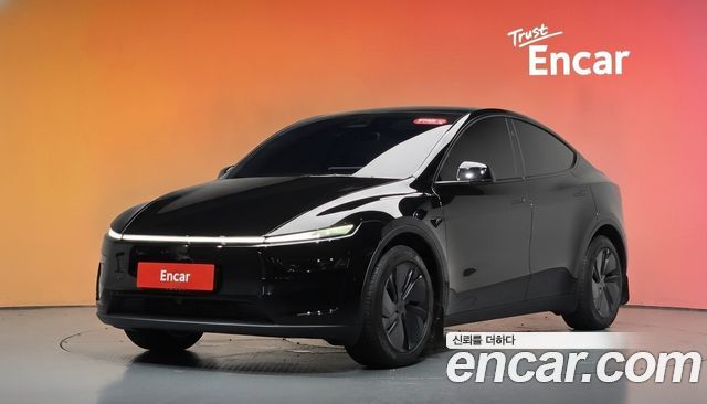 Tesla Model Y RWD 2025 — фото 1