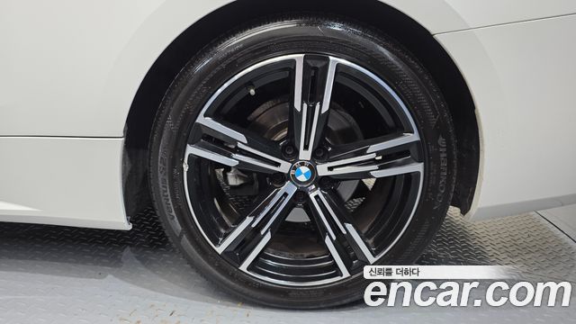 BMW 4 Series (G22) 420i M Sport Convertible 2021 — фото 21