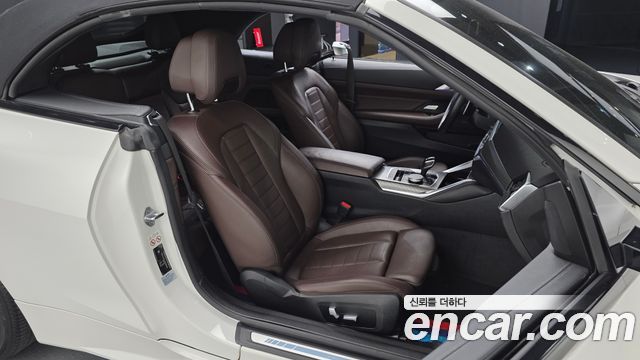 BMW 4 Series (G22) 420i M Sport Convertible 2021 — фото 26
