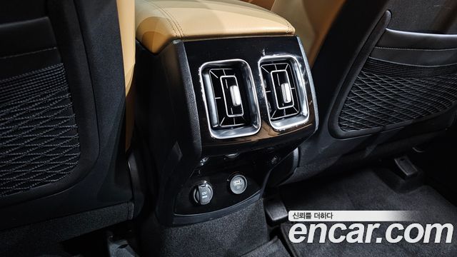 Kia Sorento (IV) Diesel 2.2 2WD Prestige 2023 — фото 18