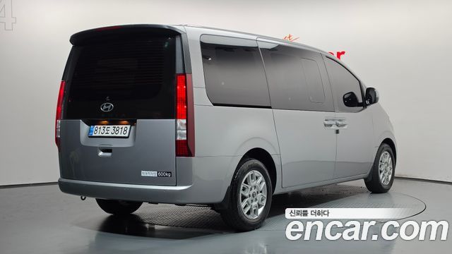 Hyundai Staria HEV 1.6 Cargo 5-Seater Modern 2025 — фото 2