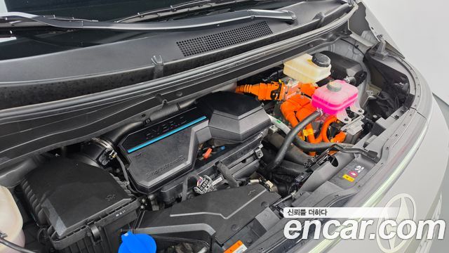 Hyundai Staria HEV 1.6 Cargo 5-Seater Modern 2025 — фото 6