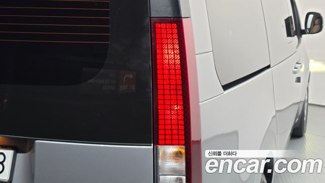 Hyundai Staria HEV 1.6 Cargo 5-Seater Modern 2025 — фото 23