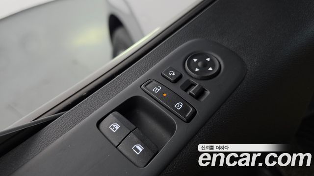 Hyundai Staria HEV 1.6 Cargo 5-Seater Modern 2025 — фото 30