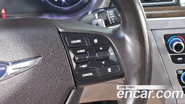 Genesis G80 3.3 GDI Premium Luxury 2017 — фото 20