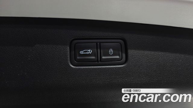Genesis GV70 2.5T Gasoline AWD 2025 — фото 20