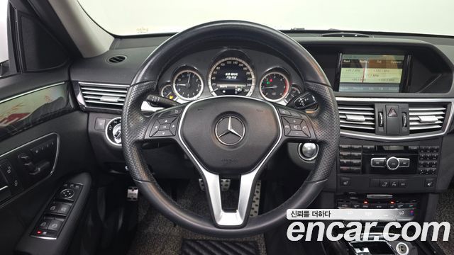 Mercedes-Benz E-Class (W212) E220 CDI Avantgarde 2013 — фото 13