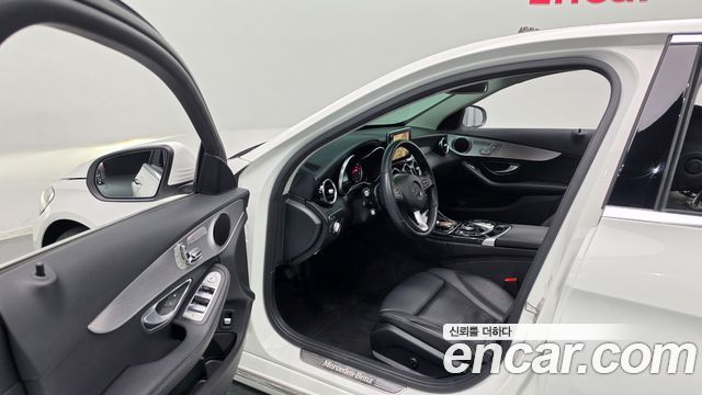 Mercedes-Benz C-Class (W205) C200 Avantgarde 2017 — фото 10