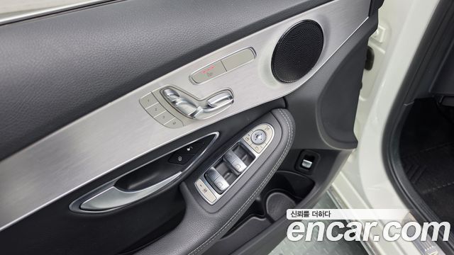 Mercedes-Benz C-Class (W205) C200 Avantgarde 2017 — фото 23