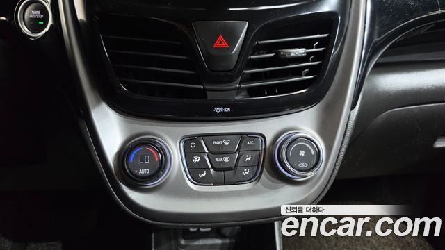 Chevrolet Spark Premier 2019 — фото 33