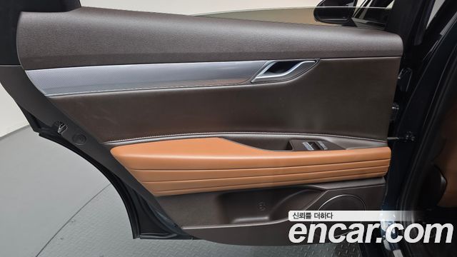 Genesis G80 (RG3) Gasoline 2.5 Turbo AWD 2022 — фото 25
