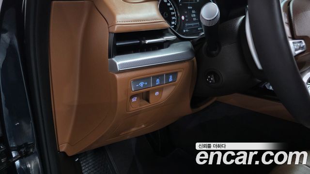 Genesis G80 (RG3) Gasoline 2.5 Turbo AWD 2022 — фото 33