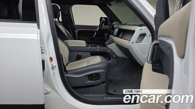 Land Rover Defender (L663) 110 P300 X-Dynamic SE 2022 — фото 26