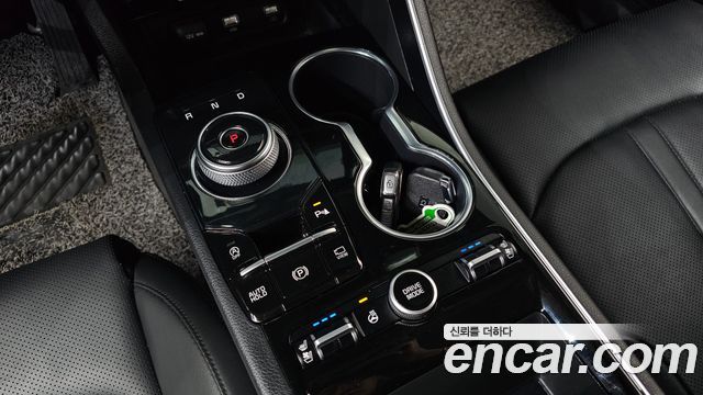 Kia K5 (III) 2.0 Prestige 2023 — фото 9