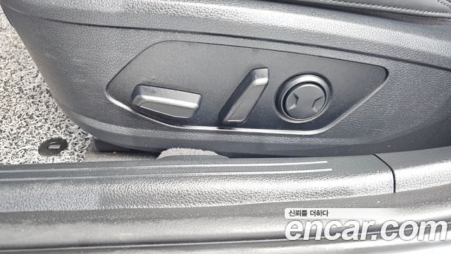 Kia K5 (III) 2.0 Prestige 2023 — фото 31