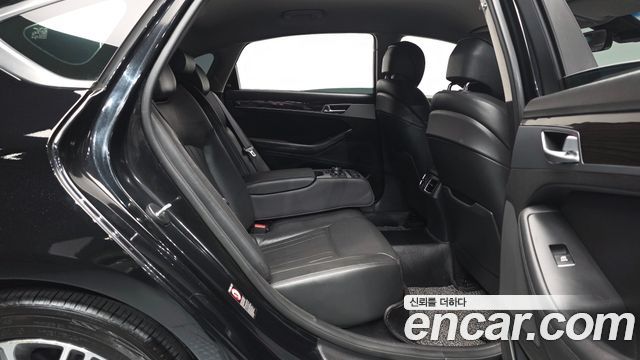 Genesis G80 3.3 GDI Luxury 2017 — фото 11