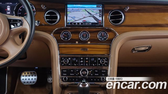 Bentley Mulsanne 6.8 2018 — фото 18