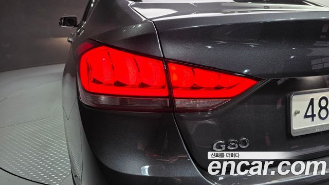 Genesis G80 3.3 GDI AWD Luxury 2017 — фото 29