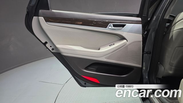 Genesis G80 3.3 GDI AWD Luxury 2017 — фото 31