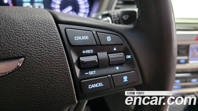 Genesis G80 3.3 GDI AWD Luxury 2017 — фото 35
