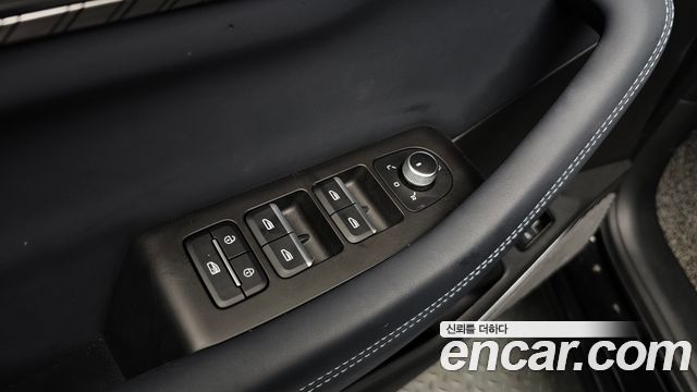 Renault Korea Grand Koleos 1.5 E-TECH Iconic 2WD 2025 — фото 27