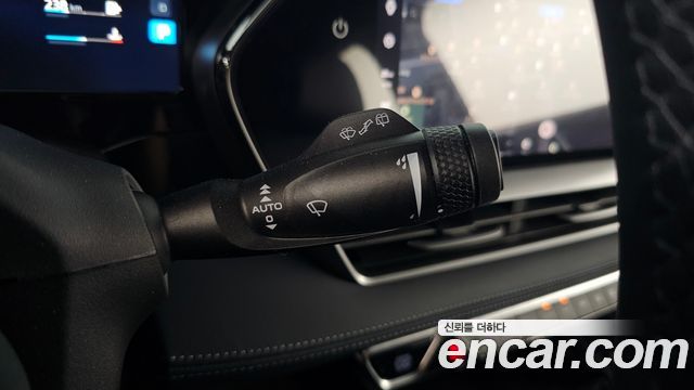 Renault Korea Grand Koleos 1.5 E-TECH Iconic 2WD 2025 — фото 31