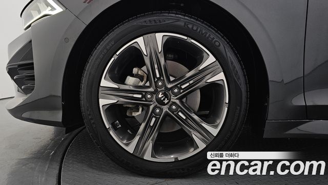 Kia K5 (III) 2.0 Signature 2020 — фото 5