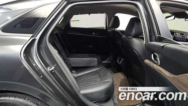 Kia K5 (III) 2.0 Signature 2020 — фото 11