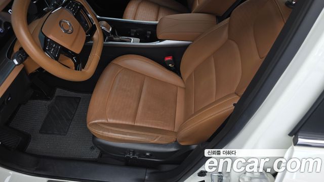 KG Mobility (SsangYong) Torres Gasoline 1.5 4WD Black Edition 2024 — фото 20