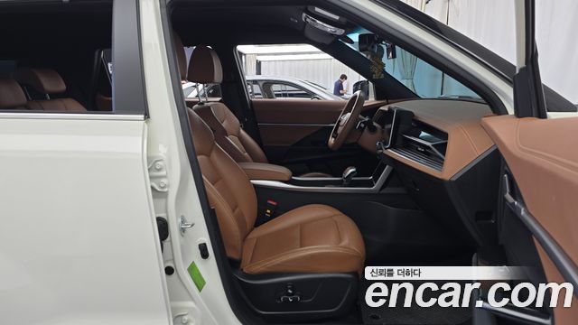 KG Mobility (SsangYong) Torres Gasoline 1.5 4WD Black Edition 2024 — фото 26